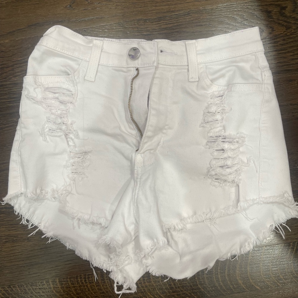 Vibrant Miu White Ripped Jean Shorts
